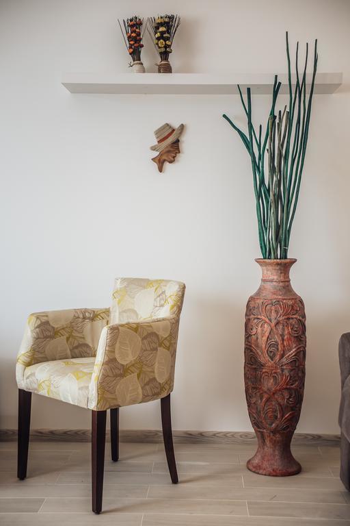 Apartments Harmonia Tivat Luaran gambar
