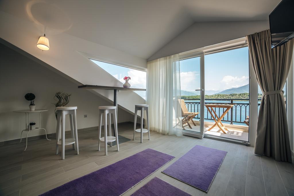 Apartments Harmonia Tivat Luaran gambar