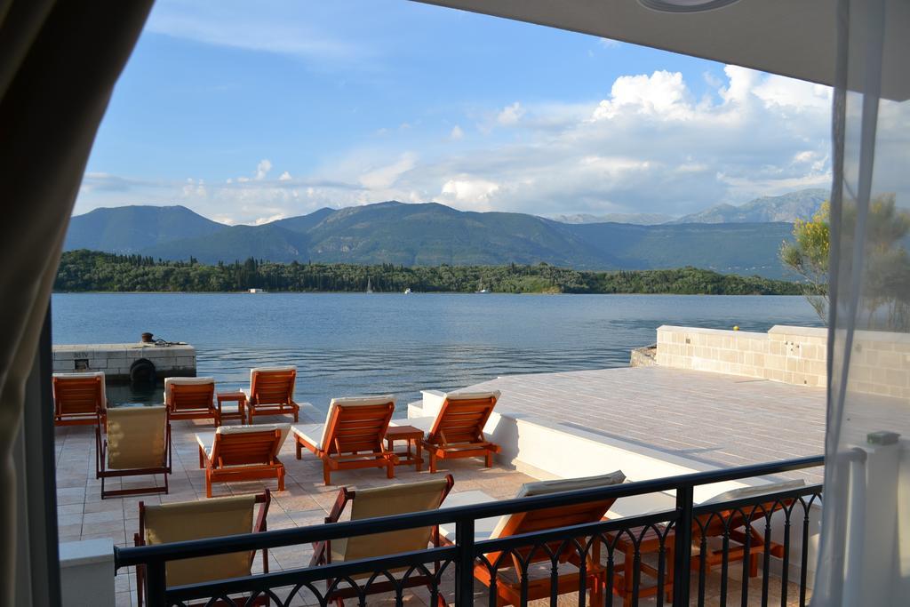 Apartments Harmonia Tivat Luaran gambar