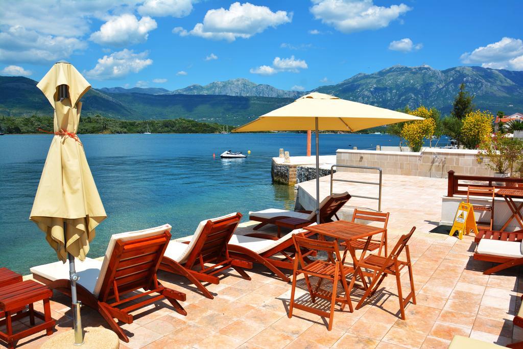 Apartments Harmonia Tivat Luaran gambar